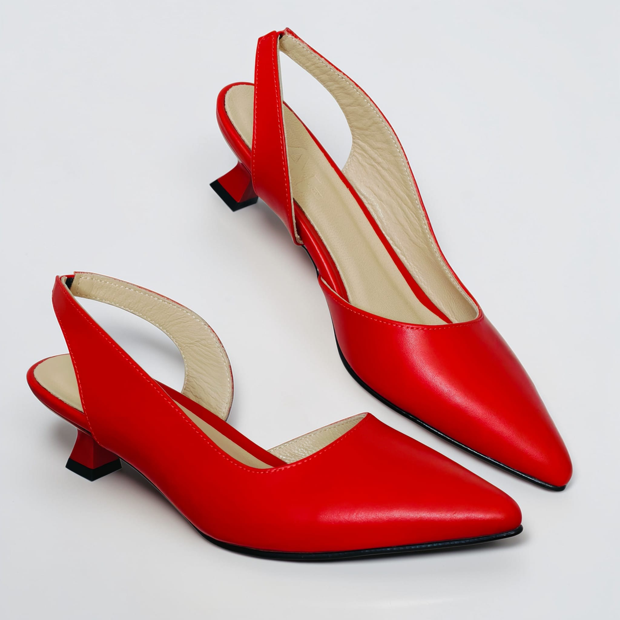 Pantofi ADRIANA roșii din piele naturală